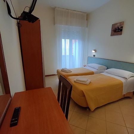 Hotel Brooklyn Rimini Exterior foto