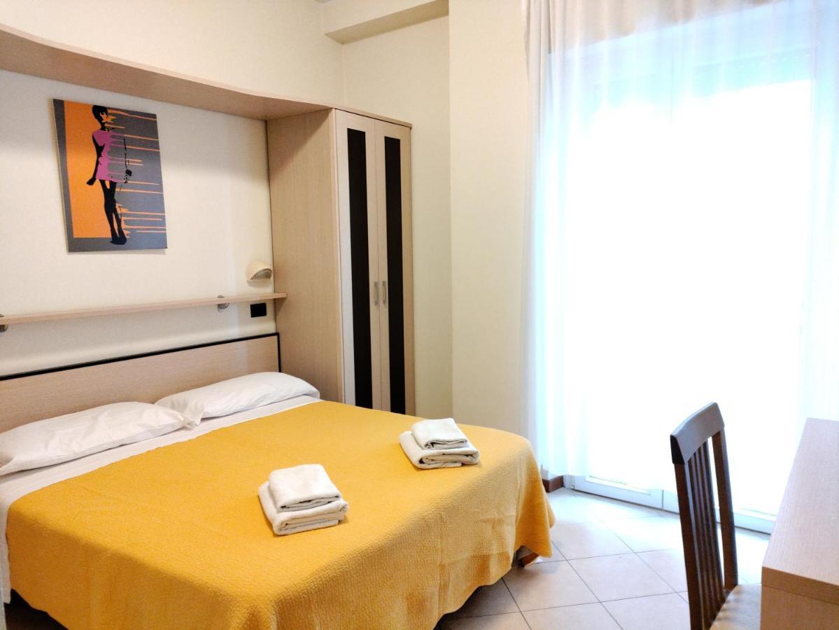 Hotel Brooklyn Rimini Exterior foto