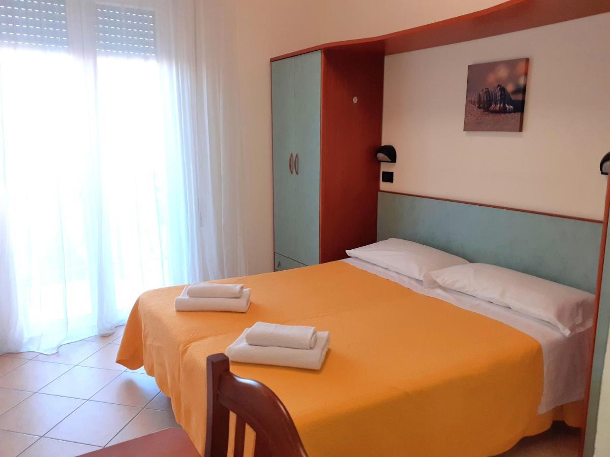 Hotel Brooklyn Rimini Exterior foto